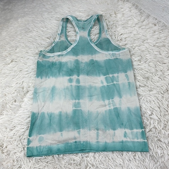 Lululemon Swiftly Tech Racerback Heathered Tranquil Blue - Picture 4 of 5